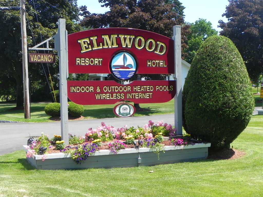 Elmwood Resort Hotel Уэллс Экстерьер фото